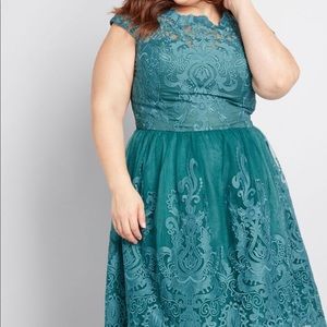 Exquisite Elegance Lace Dress Size 14, Teal